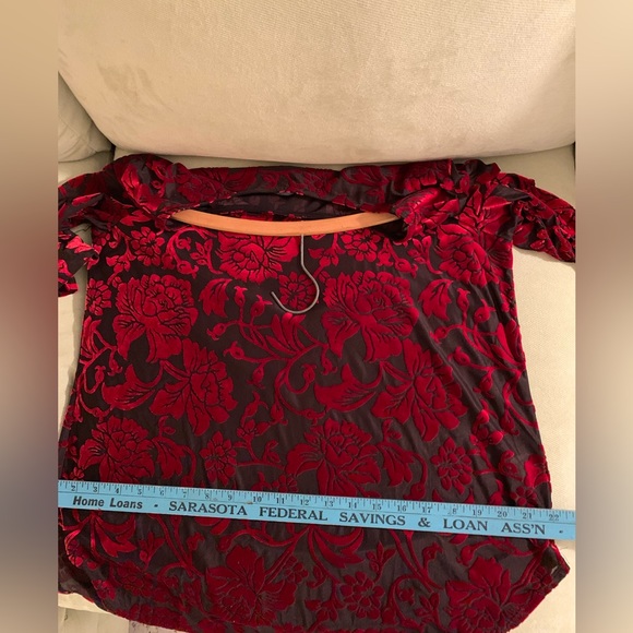Karen Kane Top Sz L Red Velvet Floral Over Sheer Black Burnout - Picture 8 of 9